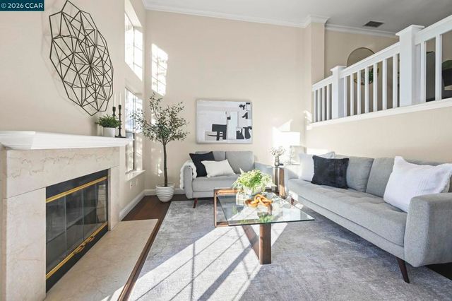 1004 Phoenix St, Danville, CA 94506