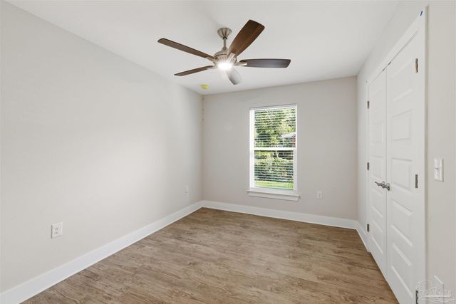 1014 Webster Dr, Pensacola, FL 32505