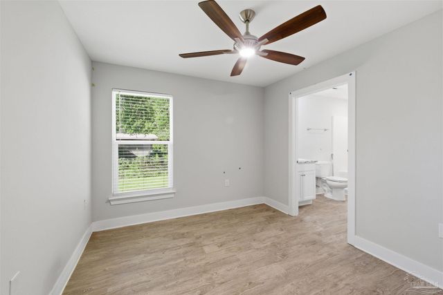 1014 Webster Dr, Pensacola, FL 32505