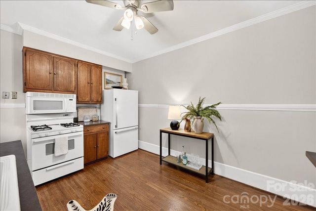 524 Hawthorne Lane 9, Charlotte, NC 28204