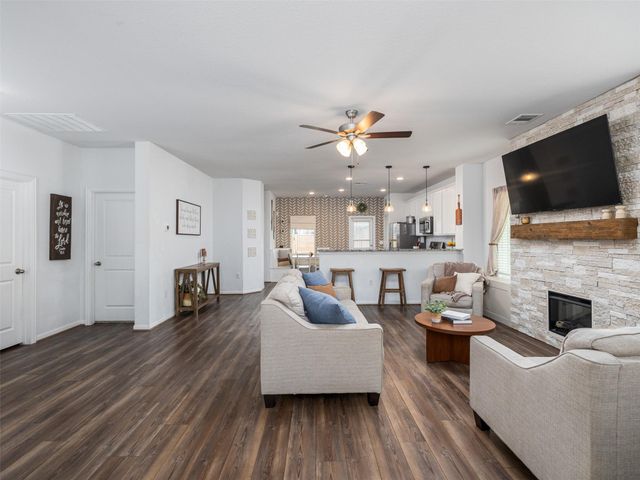549 Warlander WAY, Georgetown, TX 78626