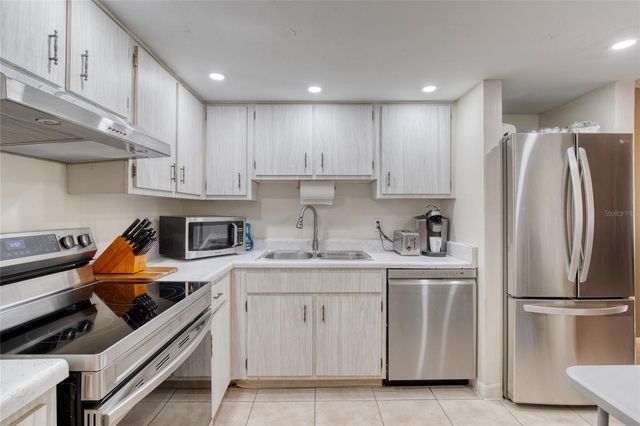 5500 OCEAN SHORE BOULEVARD UT58, Ormond Beach, FL 32176