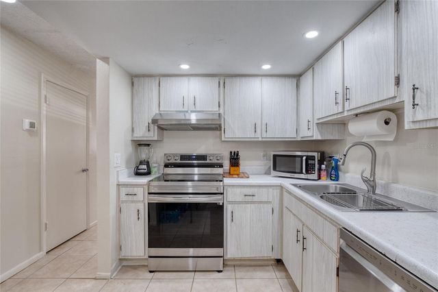 5500 OCEAN SHORE BOULEVARD UT58, Ormond Beach, FL 32176