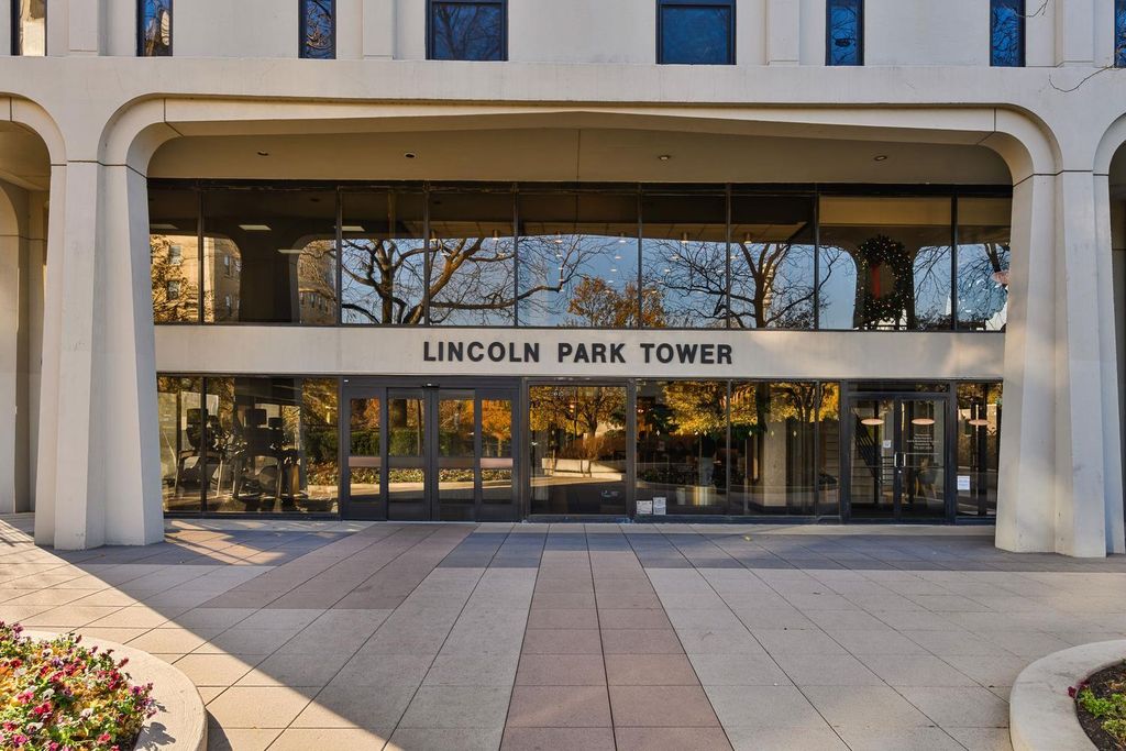 1960 N Lincoln Park West Avenue 506, Chicago, IL 60614 — photo 2