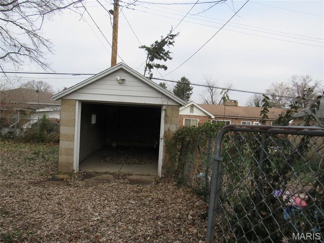 1739 Grape Avenue, St Louis, MO 63147