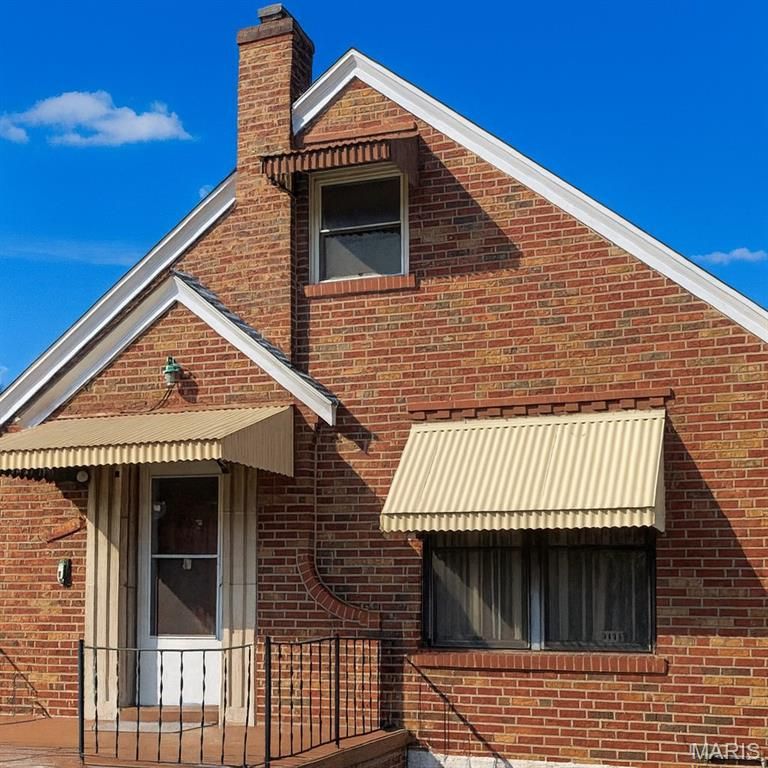 1739 Grape Avenue, St Louis, MO 63147