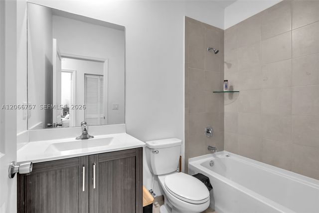 21444 NE 2nd Path, Miami, FL 33179