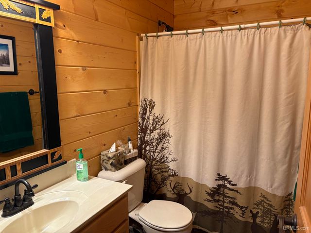 51755 Rice Lake Road, Lake Linden, MI 49945