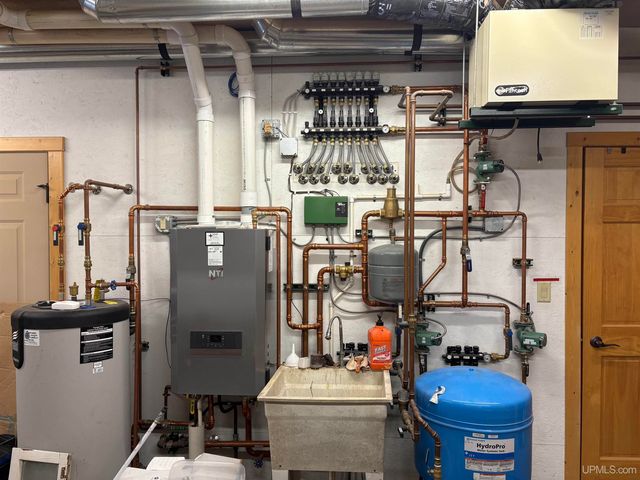 51755 Rice Lake Road, Lake Linden, MI 49945