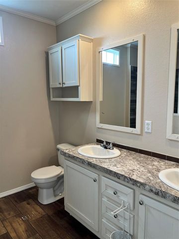 2332 Rd 5731, Cleveland, TX 77327