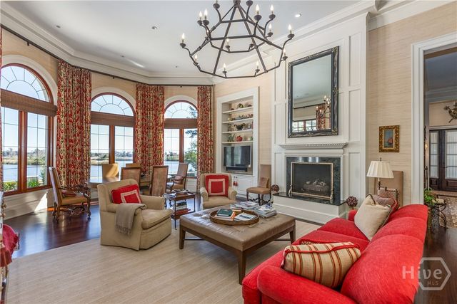 1572 Dublin Drive, Richmond Hill, GA 31324