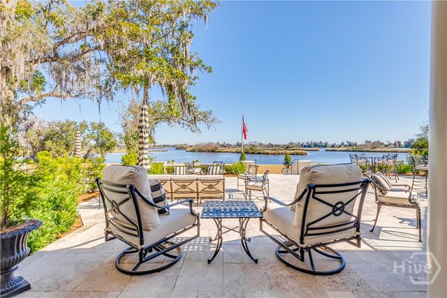 1572 Dublin Drive, Richmond Hill, GA 31324