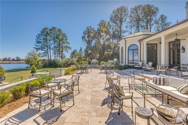 1572 Dublin Drive, Richmond Hill, GA 31324