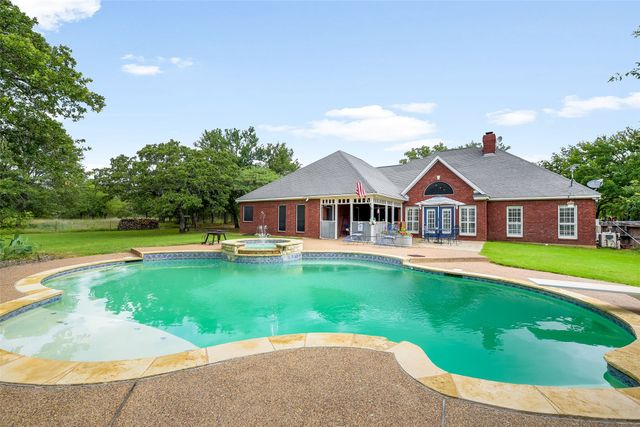 3391 Fm 2190, Jacksboro, TX 76458
