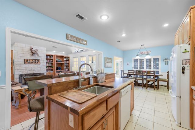 3391 Fm 2190, Jacksboro, TX 76458
