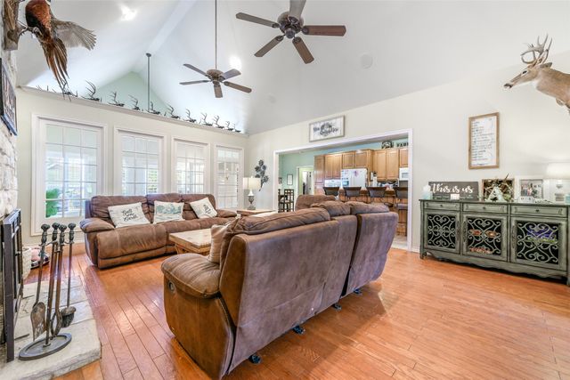 3391 Fm 2190, Jacksboro, TX 76458