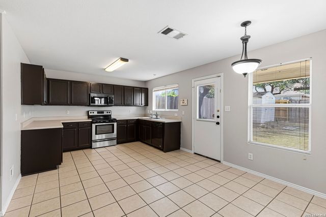 1648 Mason King, San Antonio, TX 78260