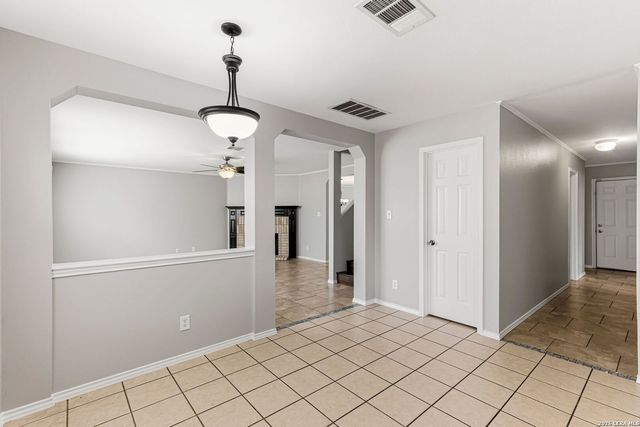 1648 Mason King, San Antonio, TX 78260