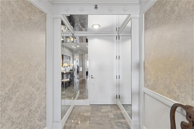 2660 Peachtree Road NW 36F, Atlanta, GA 30305