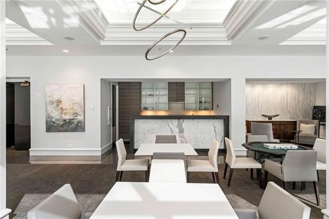 2660 Peachtree Road NW 36F, Atlanta, GA 30305