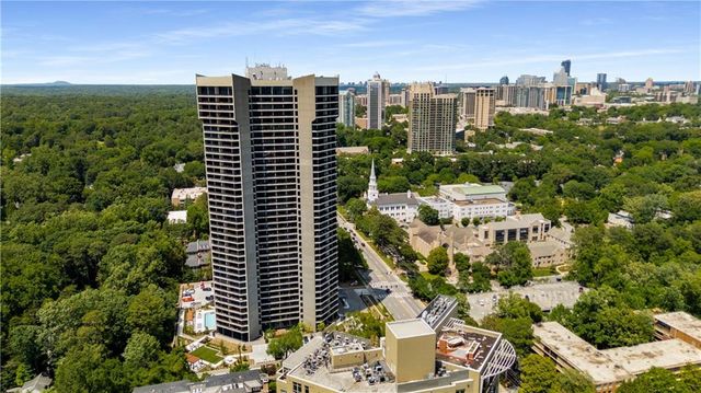 2660 Peachtree Road NW 36F, Atlanta, GA 30305