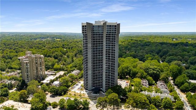 2660 Peachtree Road NW 36F, Atlanta, GA 30305
