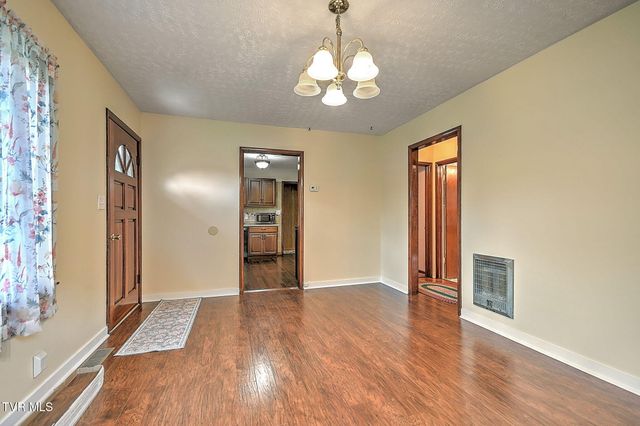 144 Harmony Drive, Bristol, VA 24201