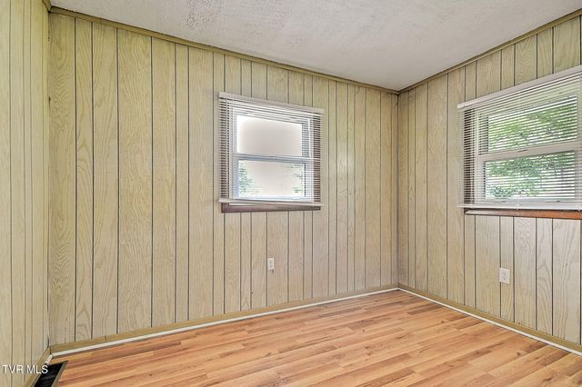 144 Harmony Drive, Bristol, VA 24201