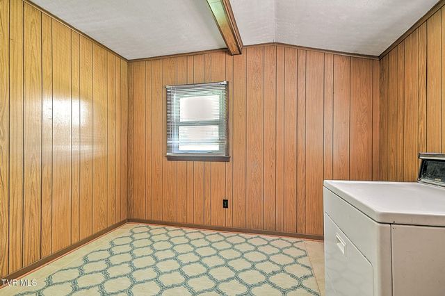 144 Harmony Drive, Bristol, VA 24201