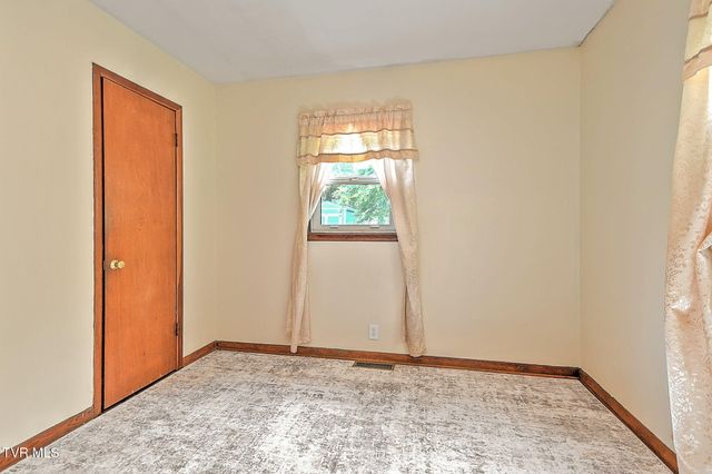 144 Harmony Drive, Bristol, VA 24201