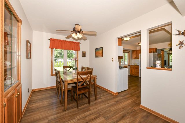 4971 S Jonathan LANE, New Berlin, WI 53151