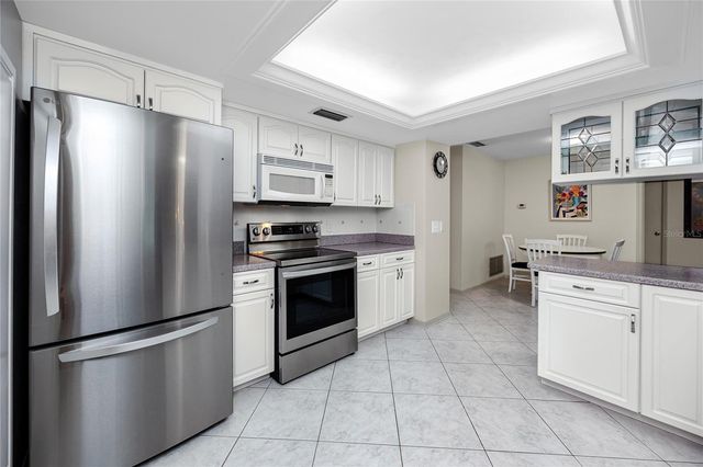 13416 105TH AVENUE, Largo, FL 33774