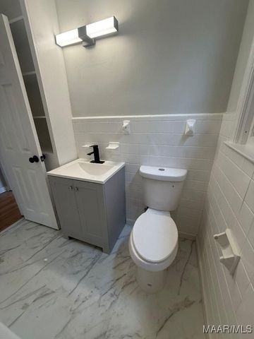 2634 Highland Avenue, Montgomery, AL 36107