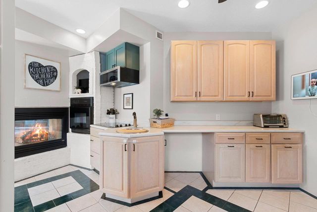 716 E ALLOUEZ AVENUE, Green Bay, WI 54301