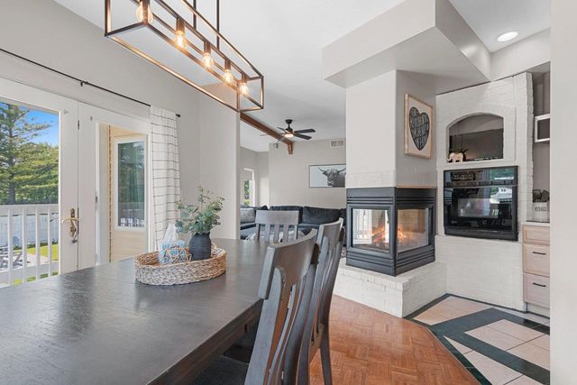 716 E ALLOUEZ AVENUE, Green Bay, WI 54301