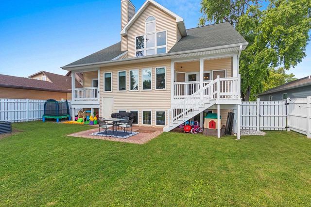 716 E ALLOUEZ AVENUE, Green Bay, WI 54301