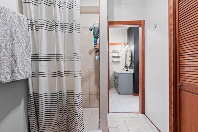 716 E ALLOUEZ AVENUE, Green Bay, WI 54301