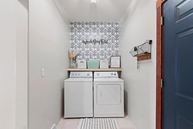 716 E ALLOUEZ AVENUE, Green Bay, WI 54301