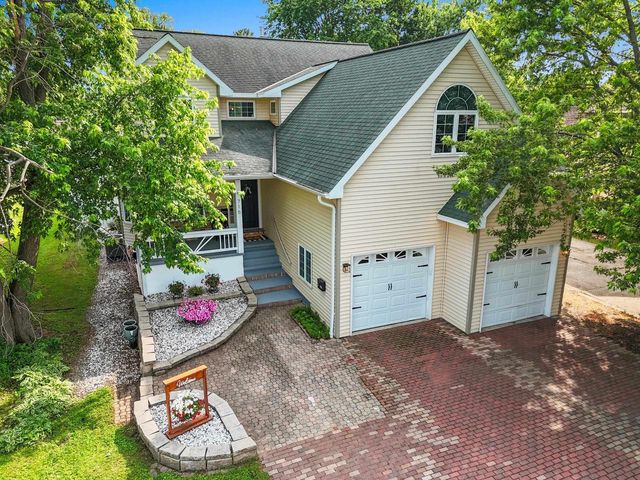 716 E ALLOUEZ AVENUE, Green Bay, WI 54301