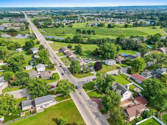 716 E ALLOUEZ AVENUE, Green Bay, WI 54301