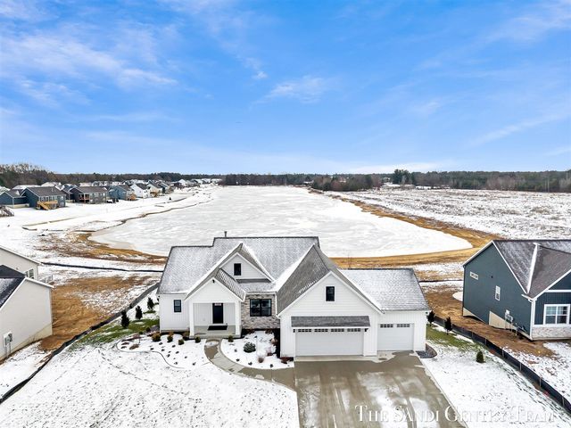 14968 Fillmore Street, West Olive, MI 49460