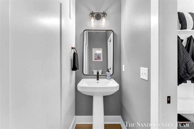 14968 Fillmore Street, West Olive, MI 49460