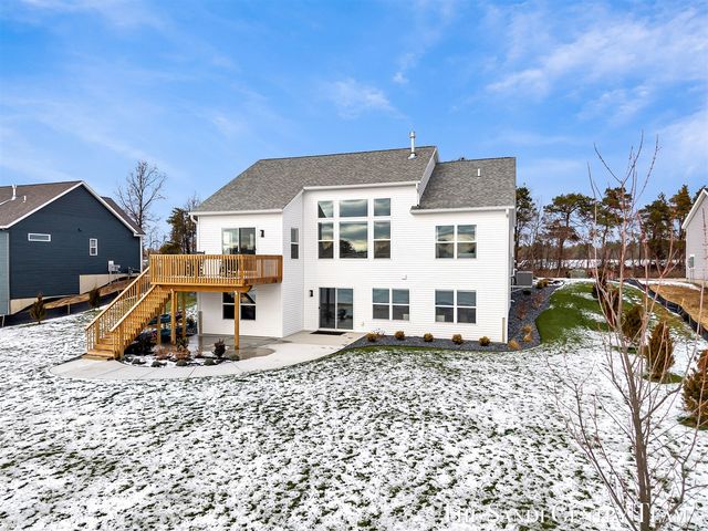 14968 Fillmore Street, West Olive, MI 49460