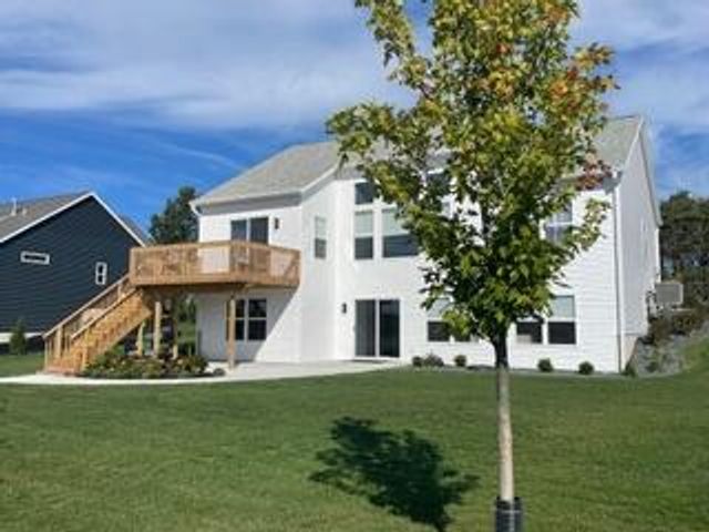 14968 Fillmore Street, West Olive, MI 49460