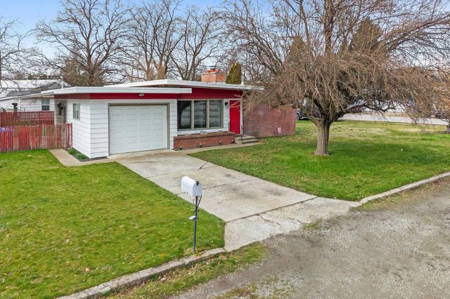 1323 N Bowman Rd, Spokane Valley, WA 99212