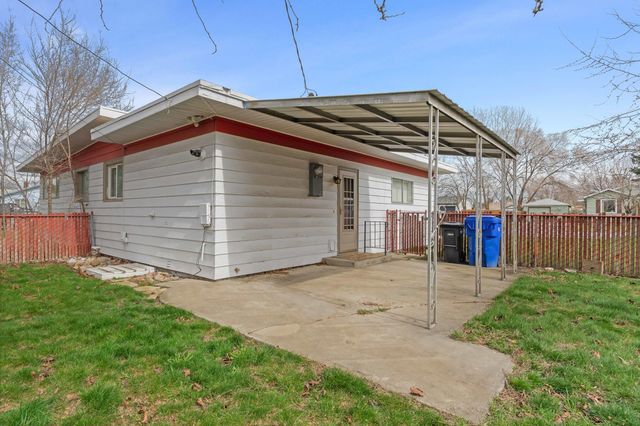 1323 N Bowman Rd, Spokane Valley, WA 99212