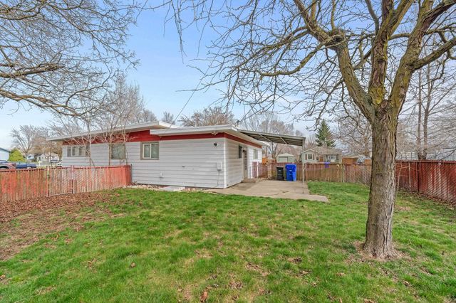 1323 N Bowman Rd, Spokane Valley, WA 99212