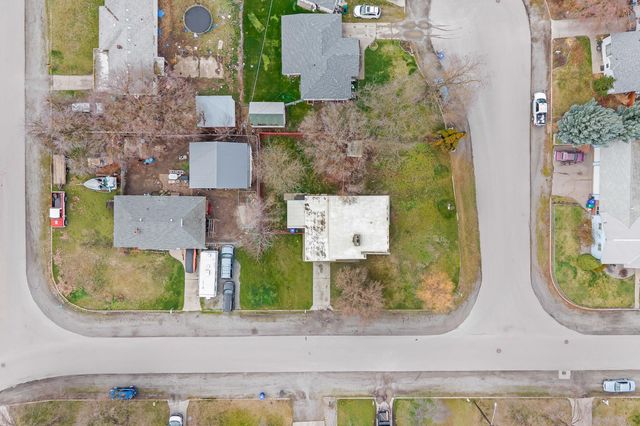 1323 N Bowman Rd, Spokane Valley, WA 99212