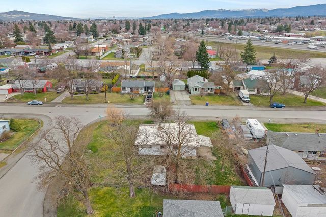 1323 N Bowman Rd, Spokane Valley, WA 99212