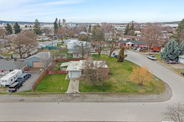 1323 N Bowman Rd, Spokane Valley, WA 99212